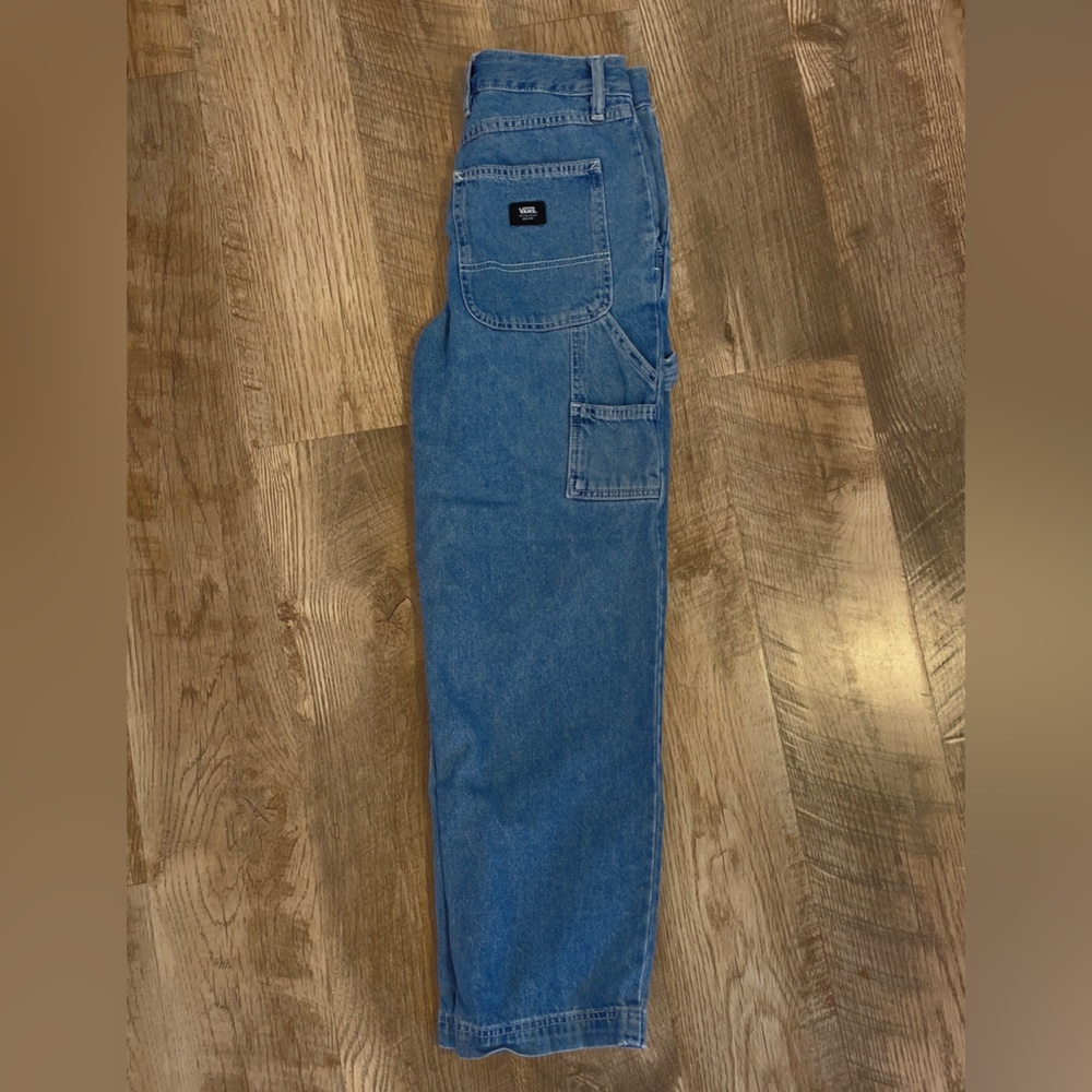 Women’s size 25 Vans carpenter jeans.